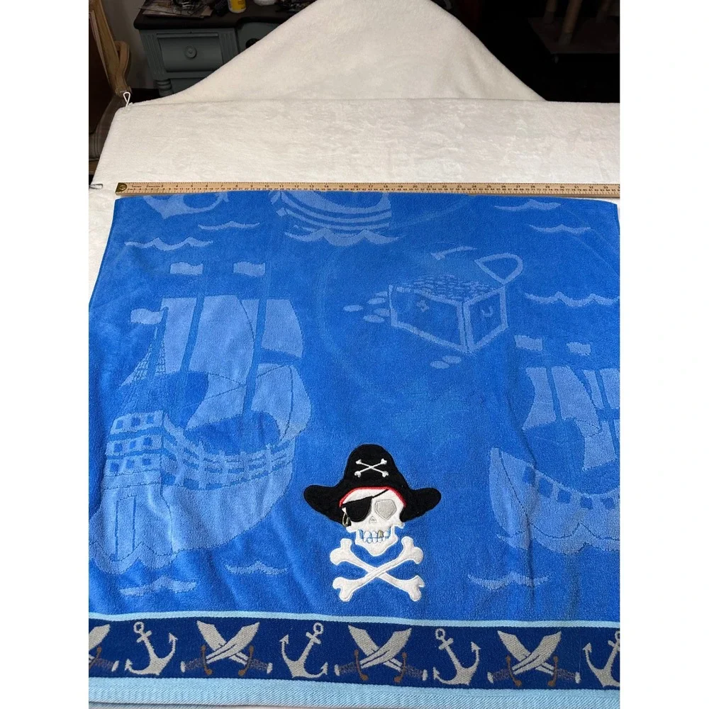 Target Kids Blue Pirate Ship Skull Crossbones Cotton Beach Towel 28x50 2008